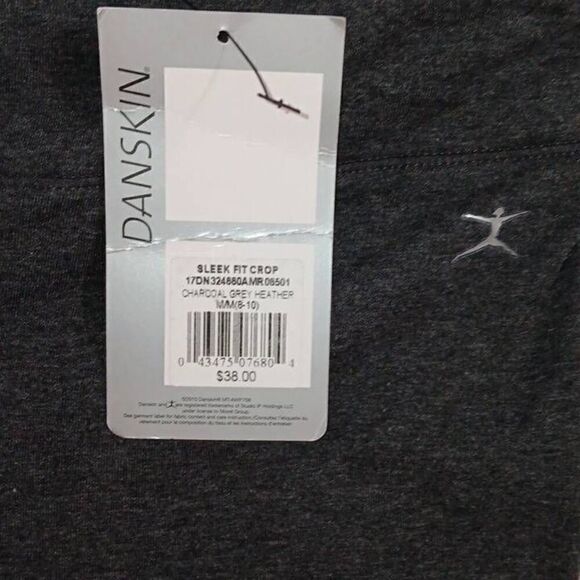 Danskin Sleek Fit NWT Cropped Workout Pants Women's Size Medium Charcoal Grey - Picture 2 of 7